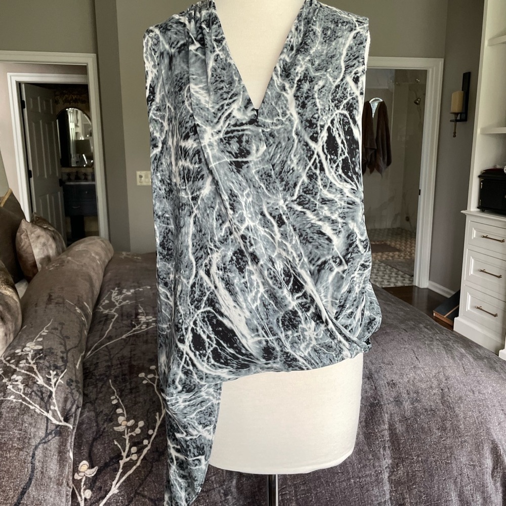 Sleeveless Asymmetrical Blouse
